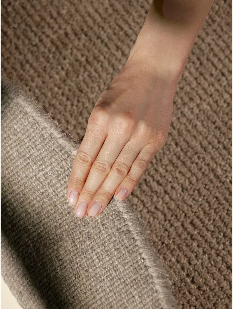 Covor bej țesut manual rotund din lână ø 160 cm Greenwich – Ted Baker