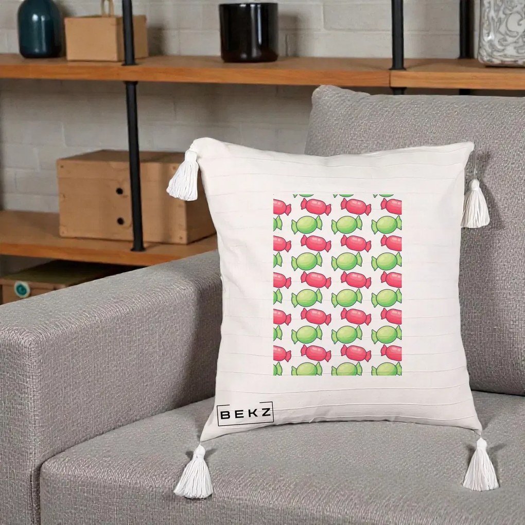 Perna Decorativa Bomboane Craciun Pattern, 40x40 cm, Bej cu Franjuri, Husa Detasabila, Perna Inclusa, BEKZ®