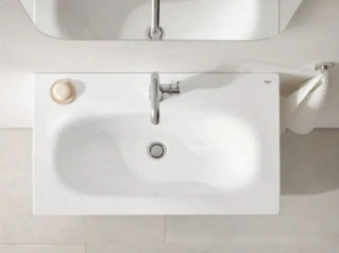 Chiuveta baie suspendata Grohe Essence 70x49 cm, tratament PureGuard