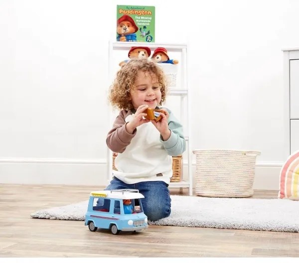 Paddington și rulotă Bessie Rainbow
