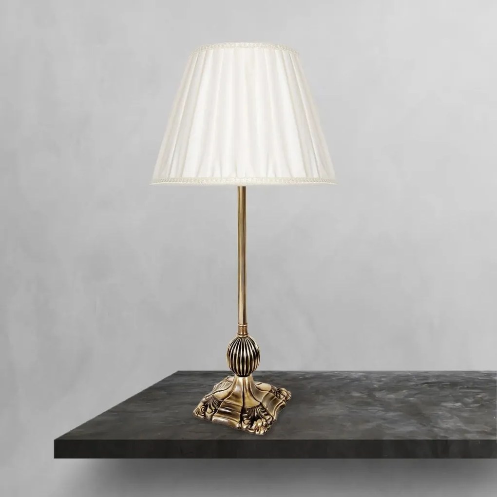 Veioza, Lampa de masa stil italian din alama Classic