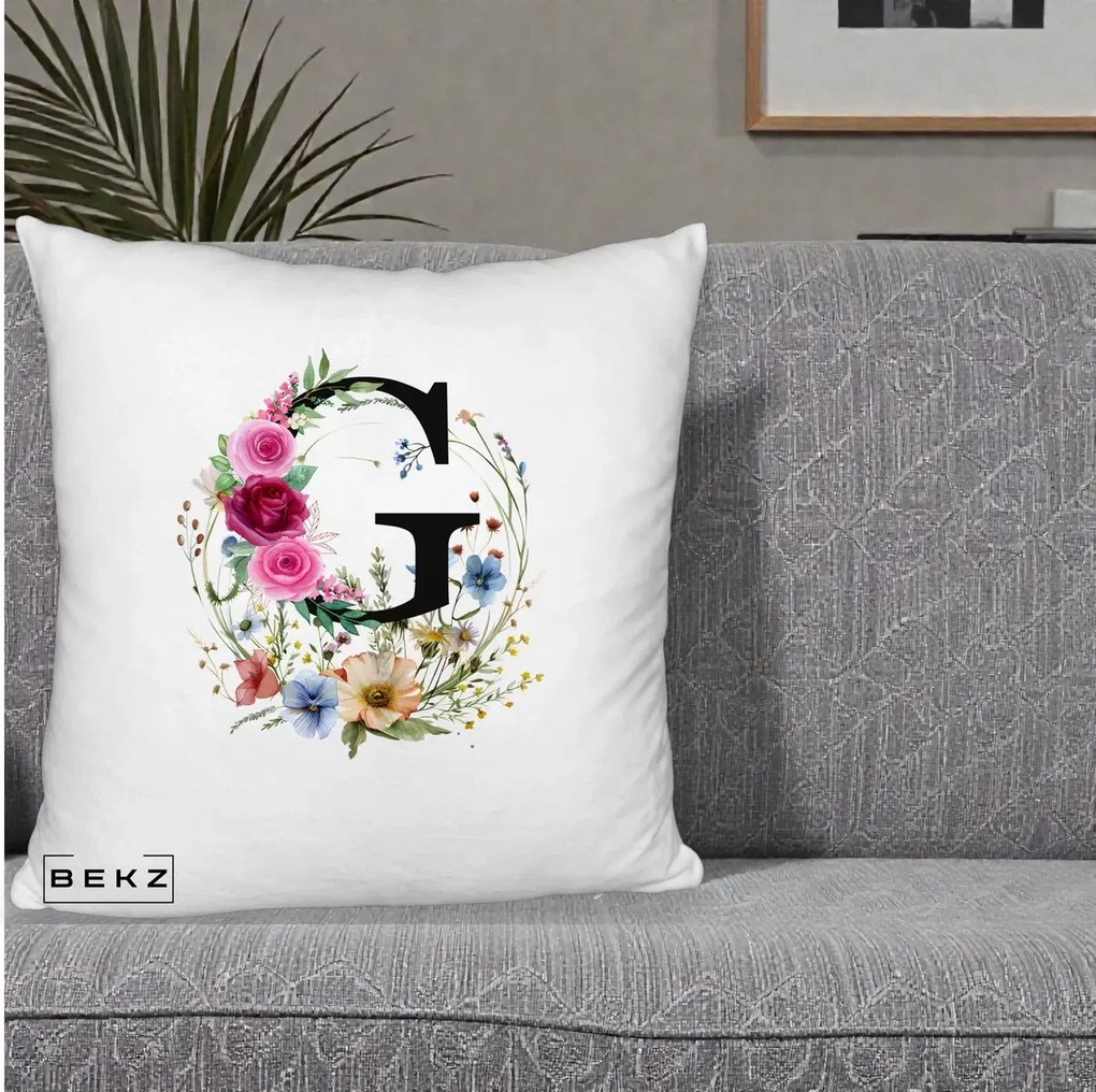 Cadou Personalizat - Perna Personalizata Monogram Litera G cu Flori Acuarela, 40x40 cm, Alb Pufos, Husa Detasabila, Perna Inclusa, BEKZ®