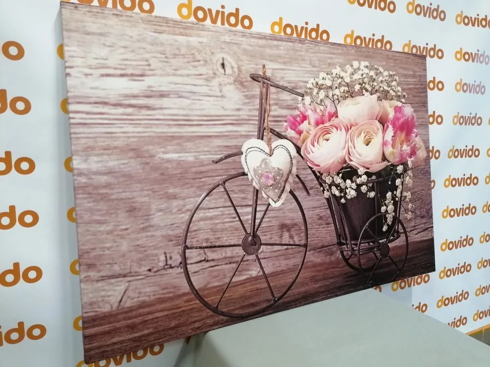 Tablou flori splendide într-o vază vintage