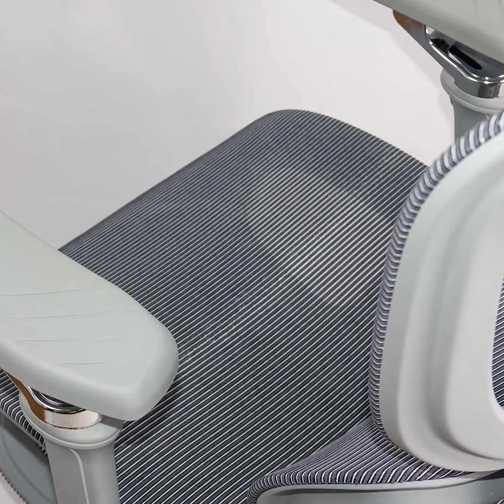 Scaun ergonomic gri de birou cu suport lombar încălzit cu masaj și șezut cu ventilație SYYT 9521