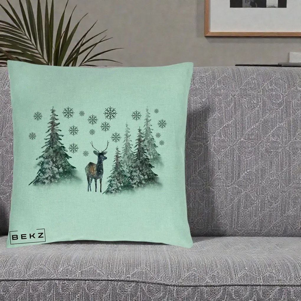 Perna Decorativa Ren in Padure Inzapezita, 40x40 cm, Verde Menta, Husa Detasabila, Perna Inclusa, BEKZ®