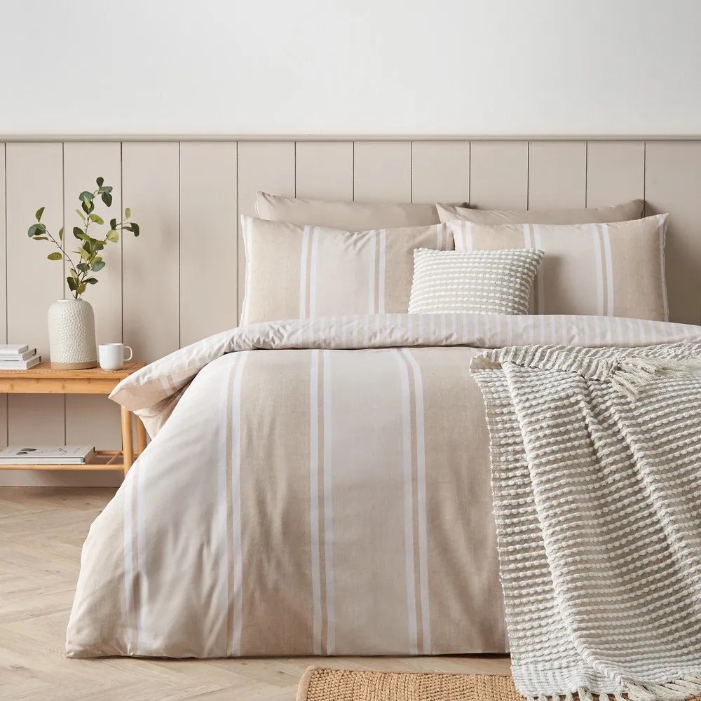 Lenjerie de pat bej pentru pat dublu cu 3 piese 200x200 cm Banded Stripe – Catherine Lansfield