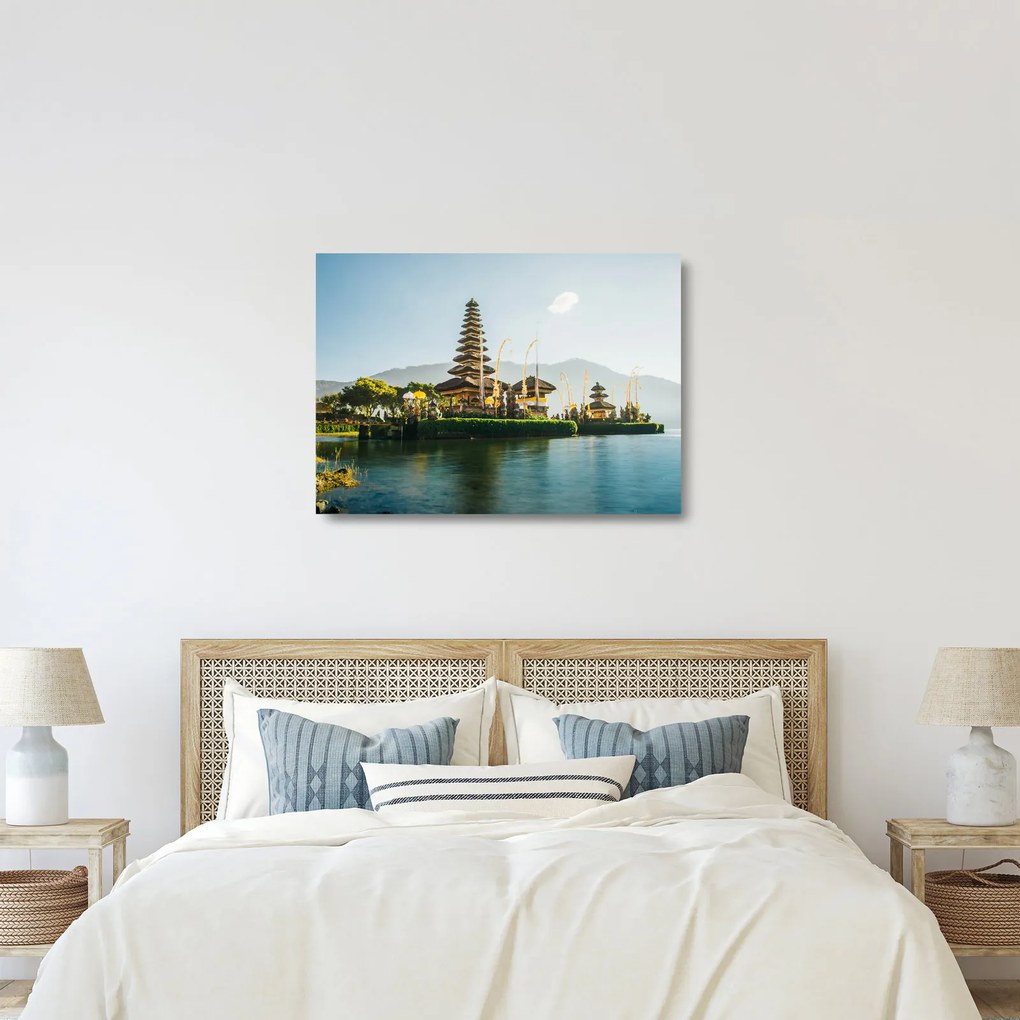 Tablou pe sticlă Mount Batur (70x50 cm)