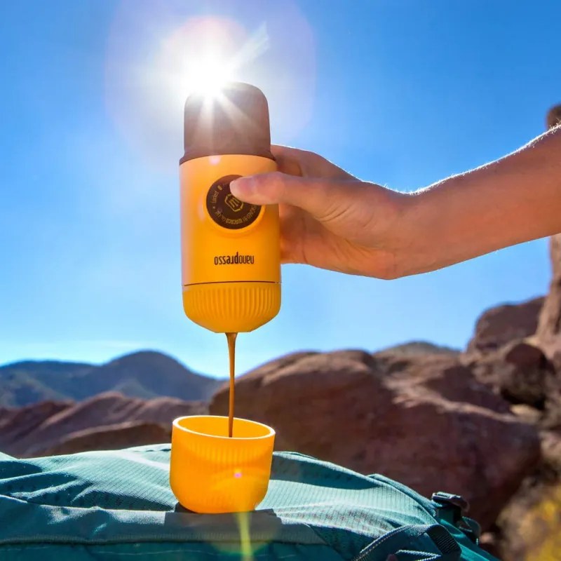 Aparat de espresso portabil Wacaco Nanopresso Yellow Patrol, 18 bar, 80 ml, Pentru cafea măcinată, Nu necesită reîncărcare și nu funcționează cu baterii, Galben