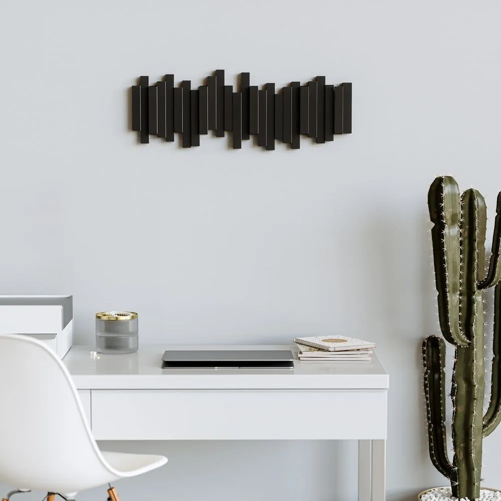 Cuier de perete negru din plastic Sticks – Umbra