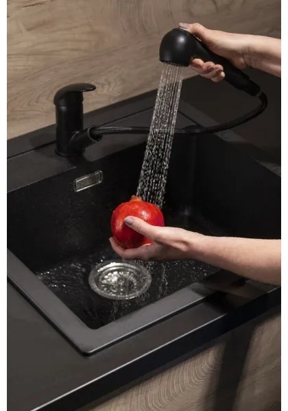 Baterie de chiuvetă cu cap de duș extractibil KFA Armatura 6613-110-81 INDIRA alamă/negru