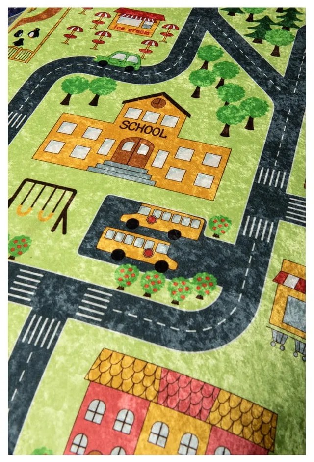 Covor copii Green Small Town 140 x 190 cm