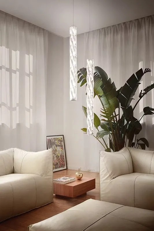 Lustra LED design tehnico-decorativ realizat manual Hugo vertical prisma