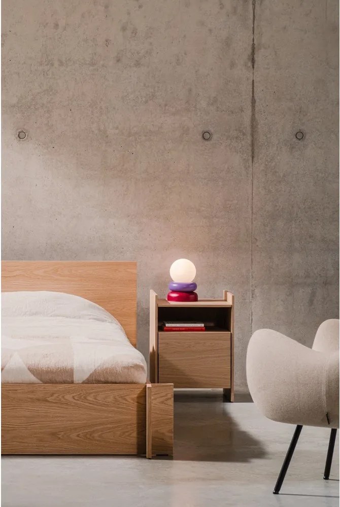 Noptieră în culoare naturală cu rafturi cu aspect de lemn de stejar Toopt – noo.ma