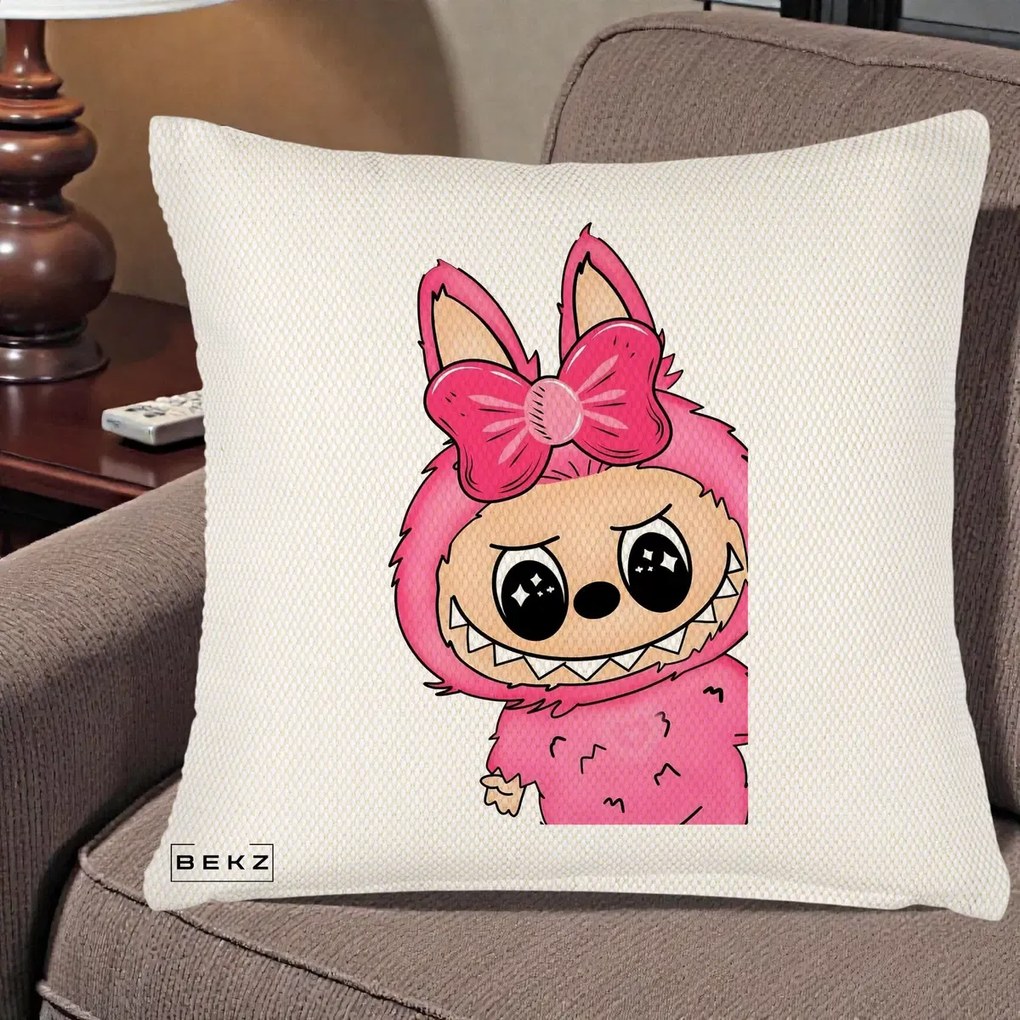 Perna Personalizata Labubu Roz cu Funda, 40x40 cm, Crem Reliefat, Husa Detasabila, Perna Inclusa, BEKZ®