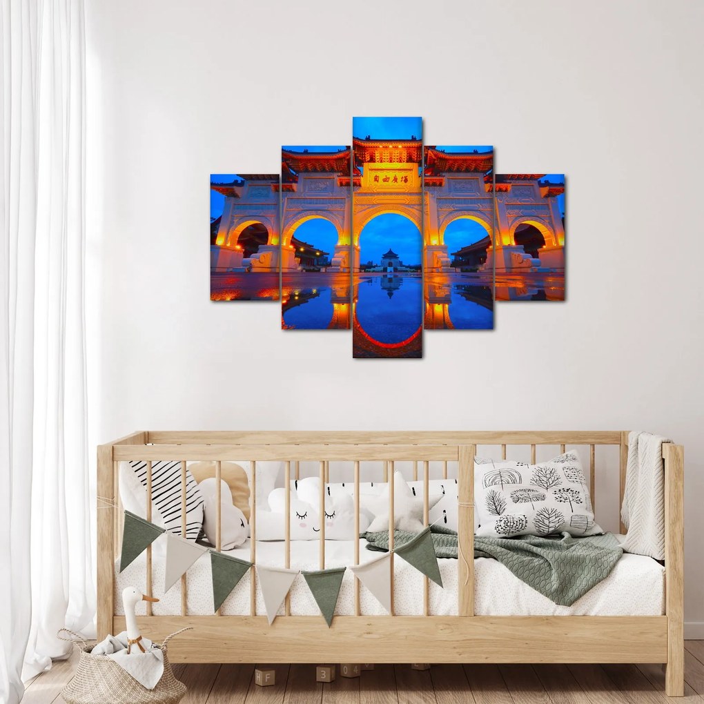 Tabloul Taiwanului (150x105 cm)