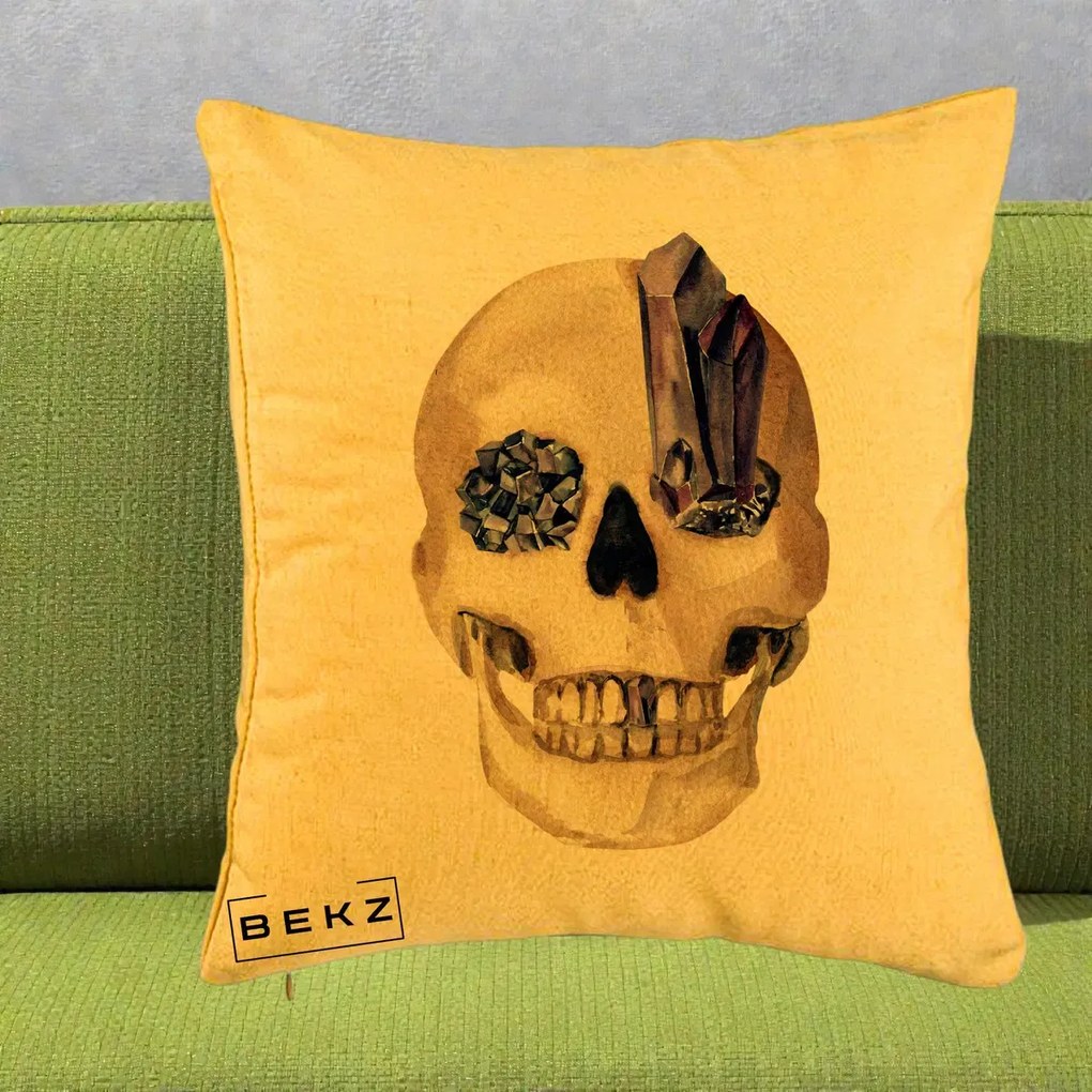 Perna Decorativa Craniu cu Cristale de Ametist, 40x40 cm, Galben, Husa Detasabila, Perna Inclusa, BEKZ®