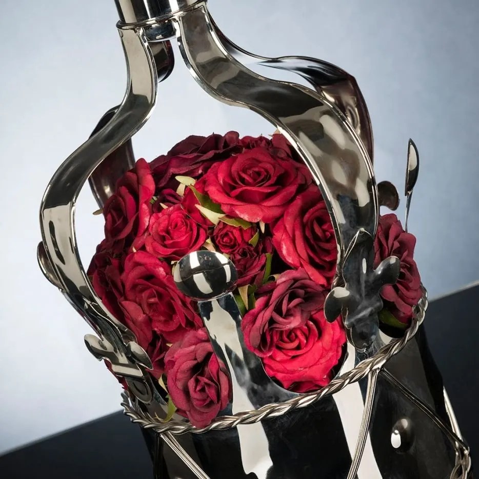 Aranjament floral din trandafiri si vas metalic in forma de coroana CROWN rosu 1142105.33 ROSSO