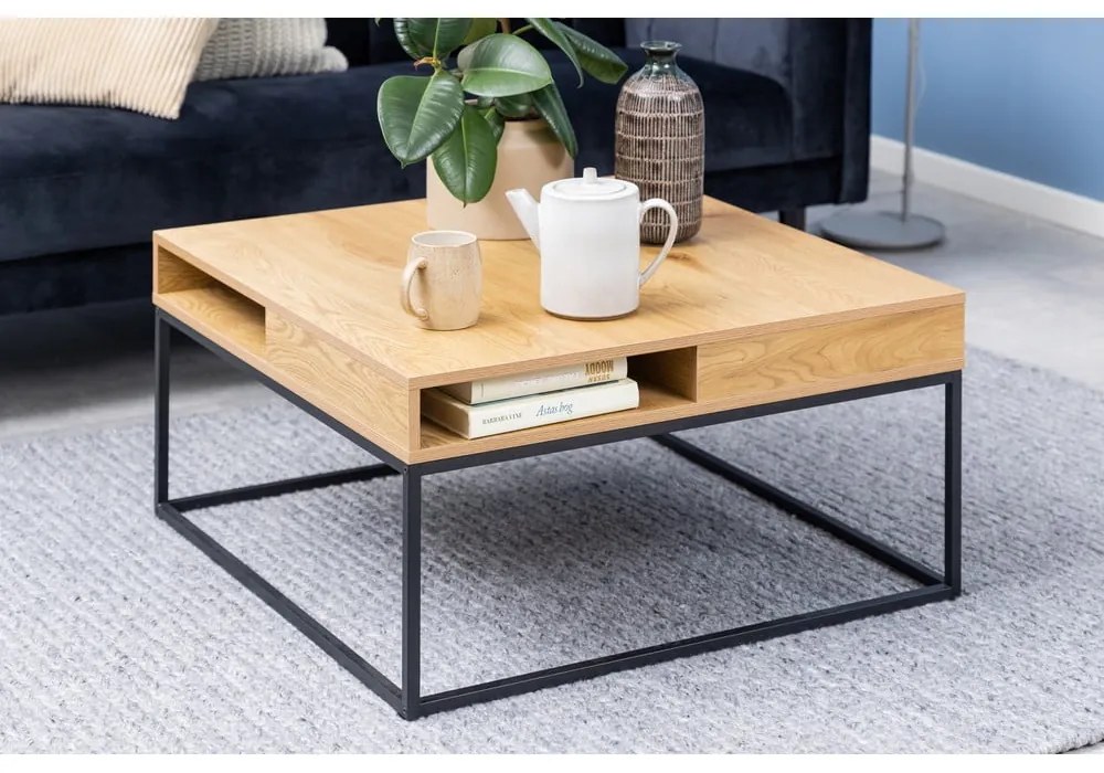 Măsuță de cafea în culoare naturală închisă cu blat cu aspect de lemn de stejar 80x80 cm Willford – Actona