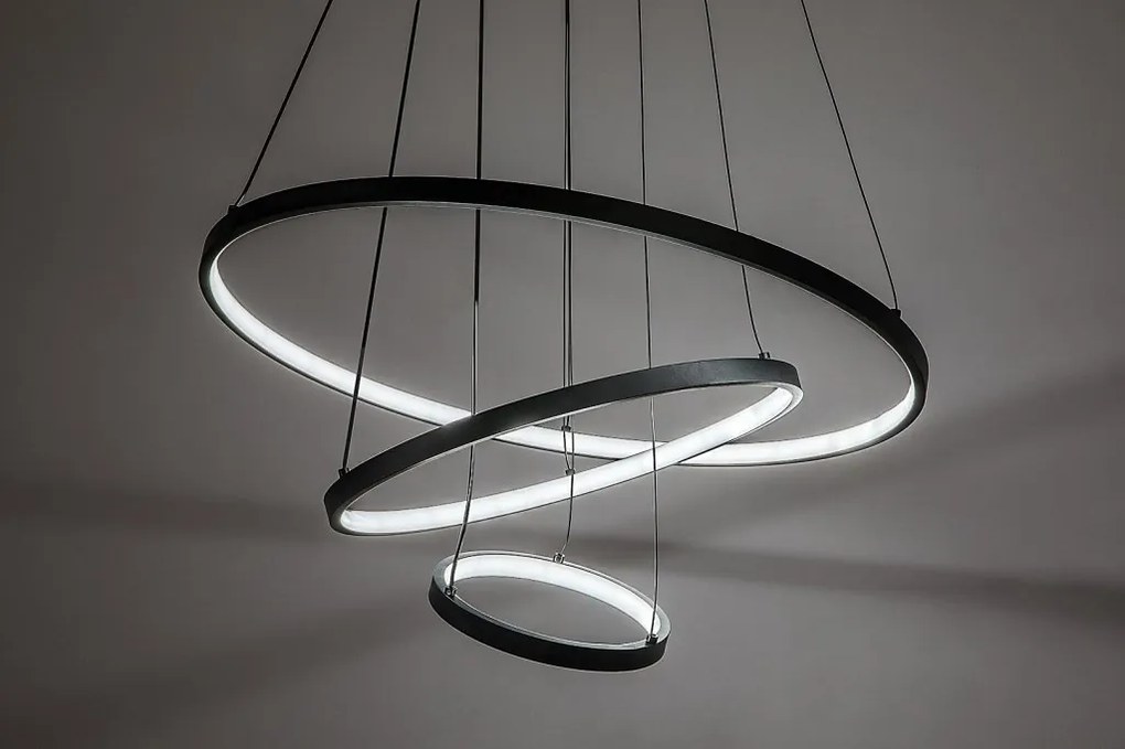 Lustra LED cu telecomanda cu 3 inele metal negru Beliza