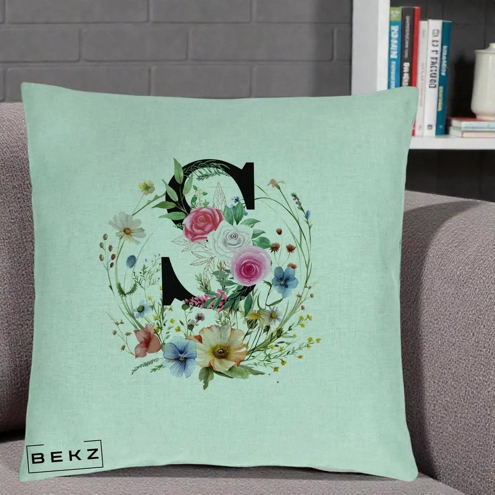 Cadou Personalizat - Perna Personalizata Monogram Litera S cu Flori Acuarela, 40x40 cm, Verde Menta, Husa Detasabila, Perna Inclusa, BEKZ®