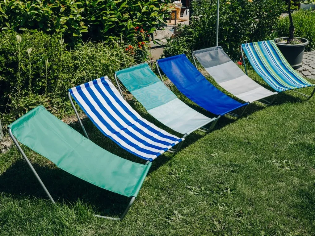 Set de 2 sezlonguri pliante pentru plaja SAND, dungi verzi