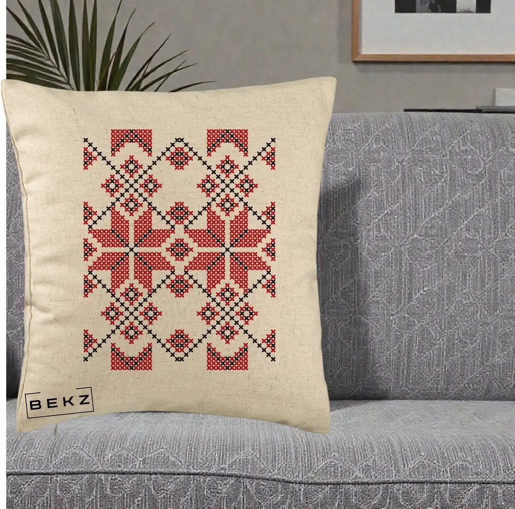 Perna Personalizata Motiv Traditional Cusatura Rosu-Negru, 40x40 cm, Bej, Husa Detasabila, Perna Inclusa, BEKZ®