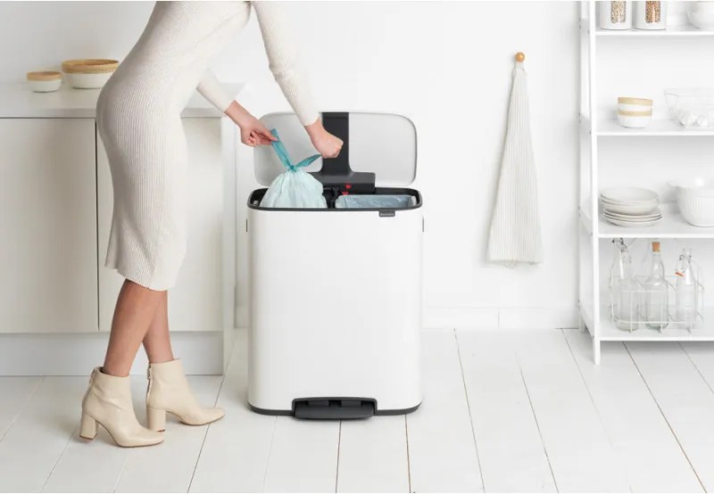 Cos de gunoi Brabantia Bo Pedal 1003188, 2x30 L, Inchidere lina, Baza antiderapanta, Alb