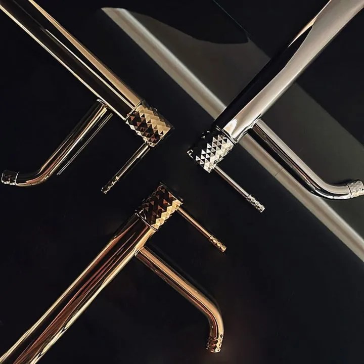 Baterie pentru lavoar Rea Lungo Diamond auriu