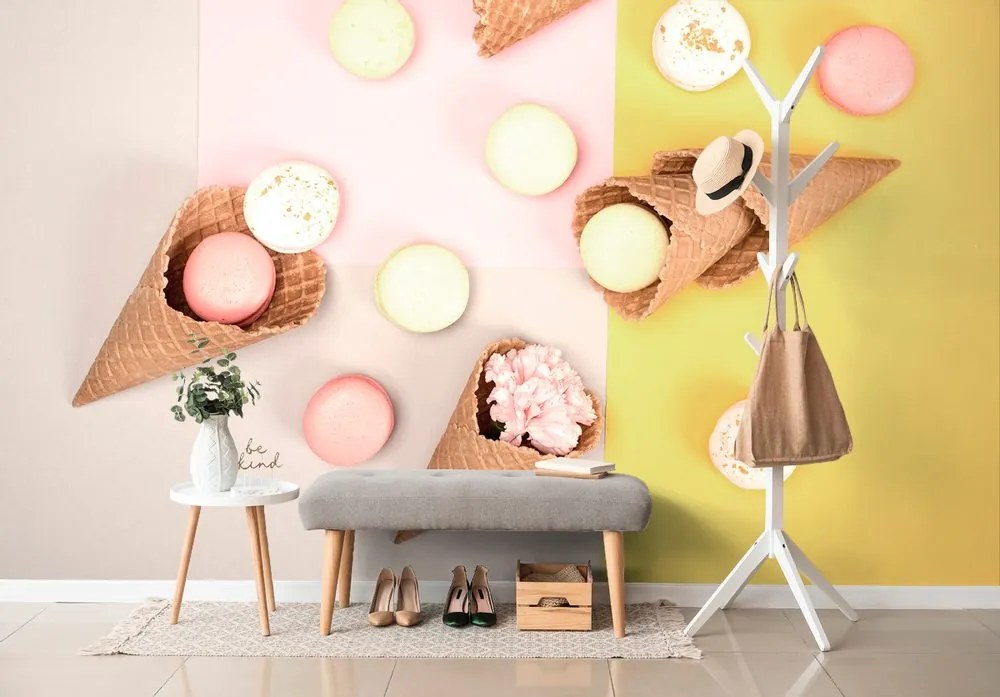 Fototapet autoadeziv macaroons într-un con