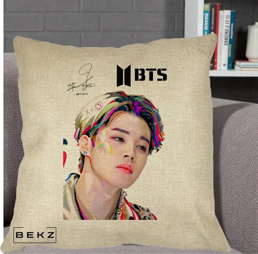 Perna Personalizata K-pop BTS Jimin Portret Artistic Multicolor cu Autograf, 40x40 cm, Crem, Husa Detasabila, Perna Inclusa, BEKZ®