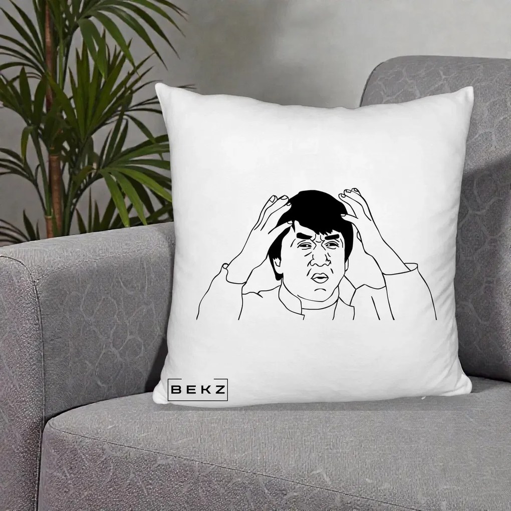 Perna Decorativa Jackie Chan WTF, 40x40 cm, Alb Pufos, Husa Detasabila, Perna Inclusa, BEKZ®