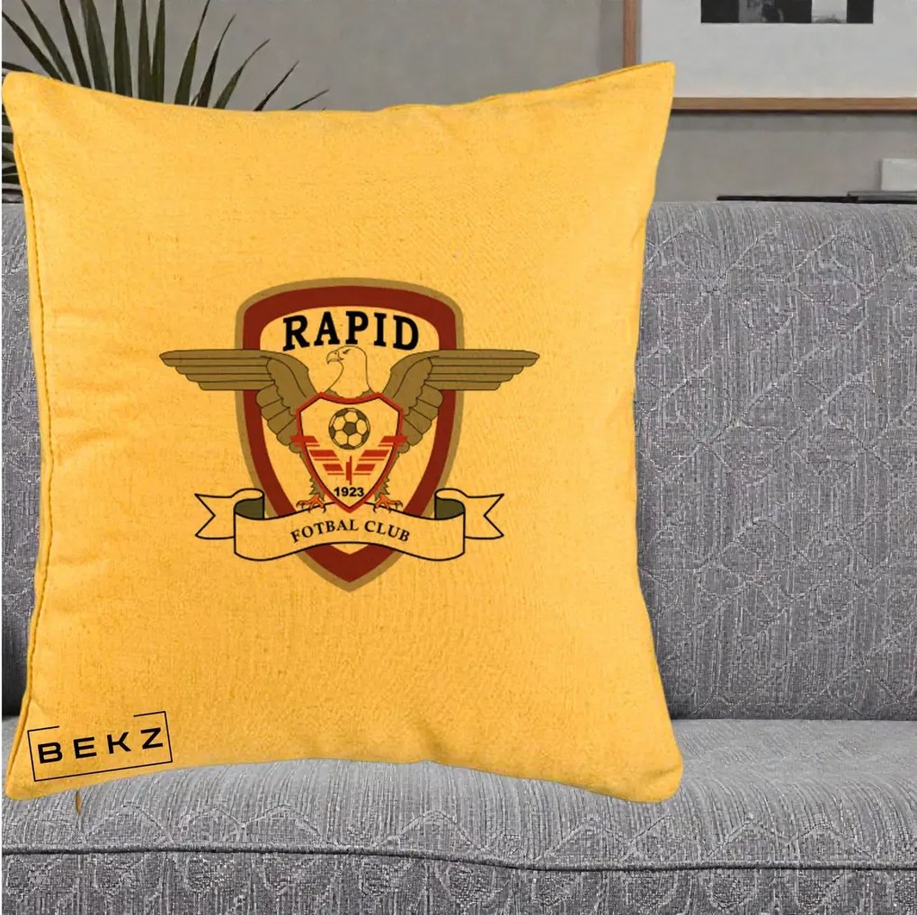 Perna Personalizata Rapid Fotbal Club 1923, 40x40 cm, Galben, Husa Detasabila, Perna Inclusa, BEKZ®
