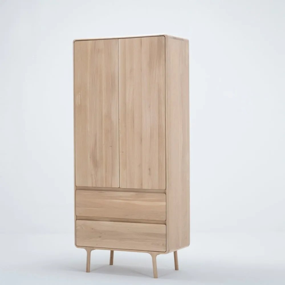 Șifonier din lemn masiv de stejar cu 2 sertare Gazzda Fawn