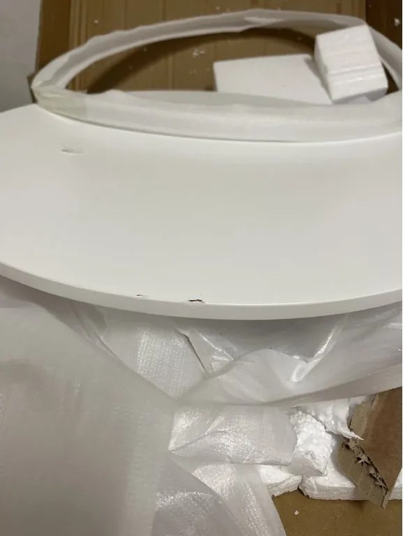 OFERTA Masa rotunda alba pentru dining KAMI 60x60 cm II. calitate