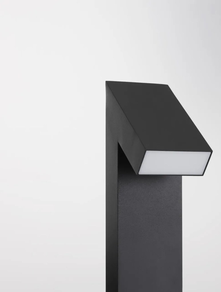 Stalp mediu pentru iluminat exterior IP65 BRIGITTA