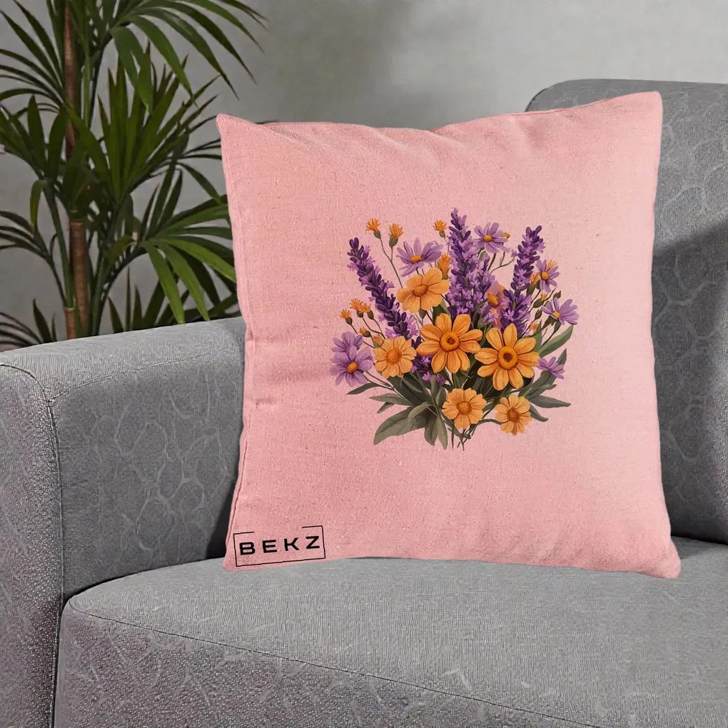 Perna Decorativa Lavanda cu Margarete Galbene si Lila, 40x40 cm, Roz, Husa Detasabila, Perna Inclusa, BEKZ®