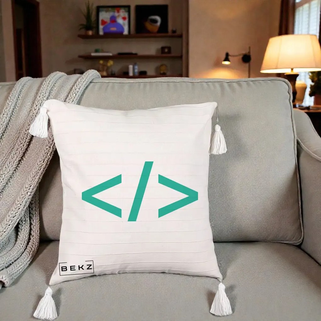 Perna Personalizata Cod HTML Turcoaz, 40x40 cm, Bej cu Franjuri, Husa Detasabila, Perna Inclusa, BEKZ®
