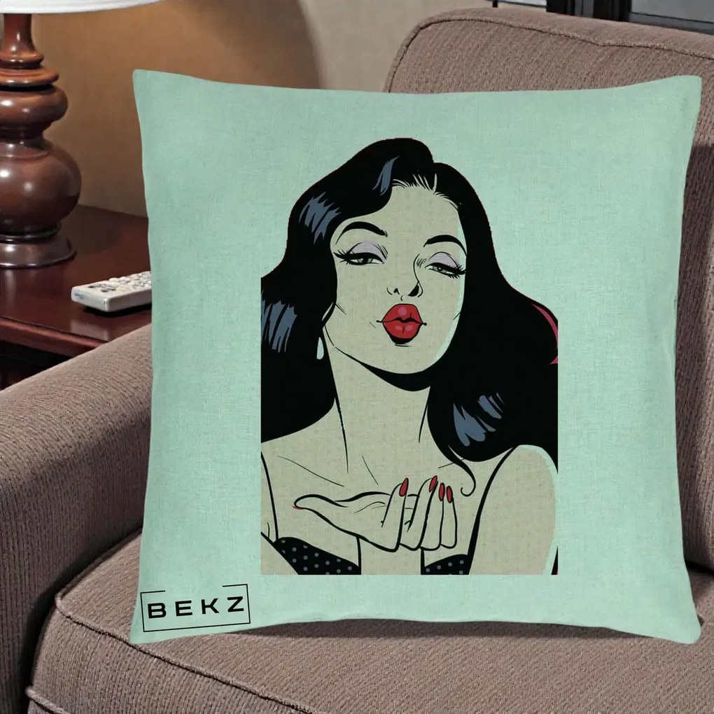 Perna Decorativa Femeie Pop-Art Kiss, 40x40 cm, Verde Menta, Husa Detasabila, Perna Inclusa, BEKZ®