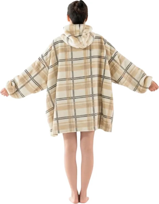 Patura cu maneci si gluga, imitatie de miel PLAID, cremova