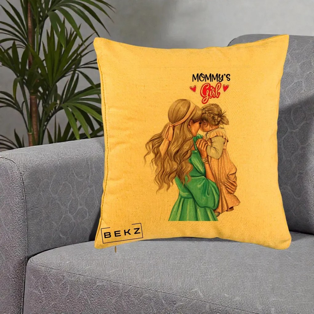 Cadou pentru Mama - Perna Personalizata Mommy's Girl Mama si Fetita, 40x40 cm, Galben, Husa Detasabila, Perna Inclusa, BEKZ®