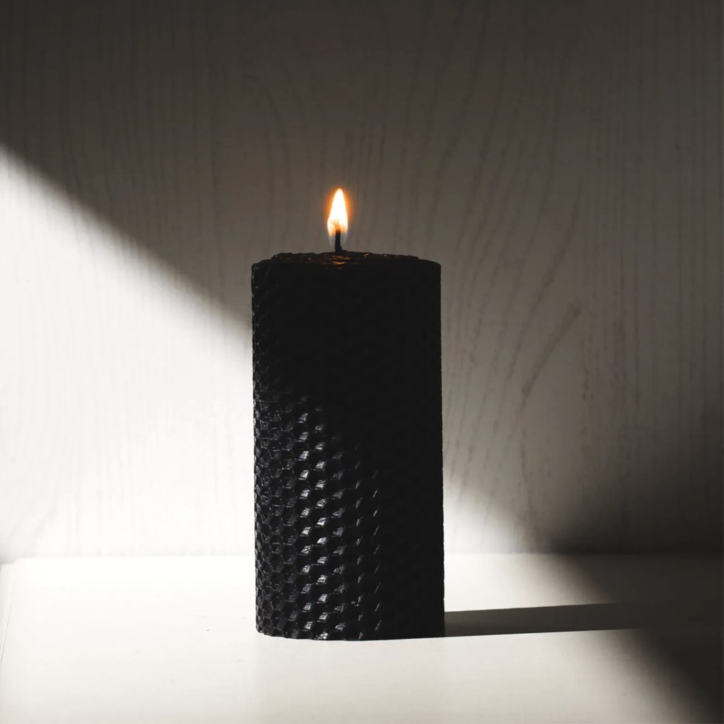Lumanare tip Fagure din Ceara Colorata - Negru Negru, 20 cm, 5,5 cm