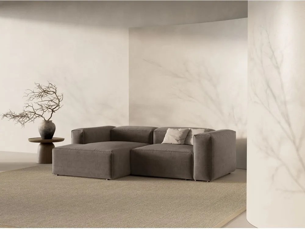 Colțar maro (cu colț pe partea stângă/cu șezlong) Bergamo – Cosmopolitan Design