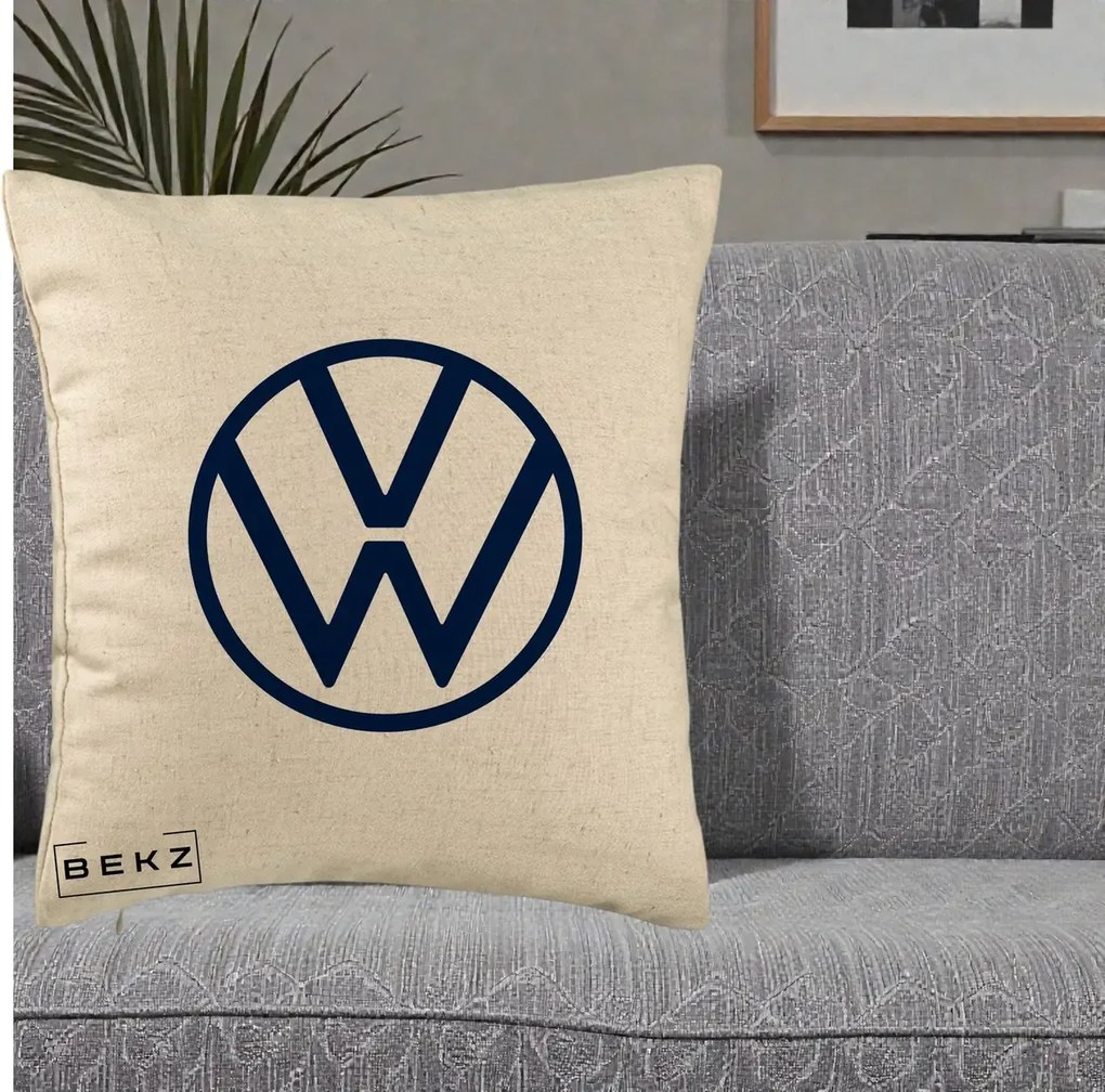 Perna Personalizata cu emblema Volkswagen, 40x40 cm, Bej, Husa Detasabila, Perna Inclusa, BEKZ®