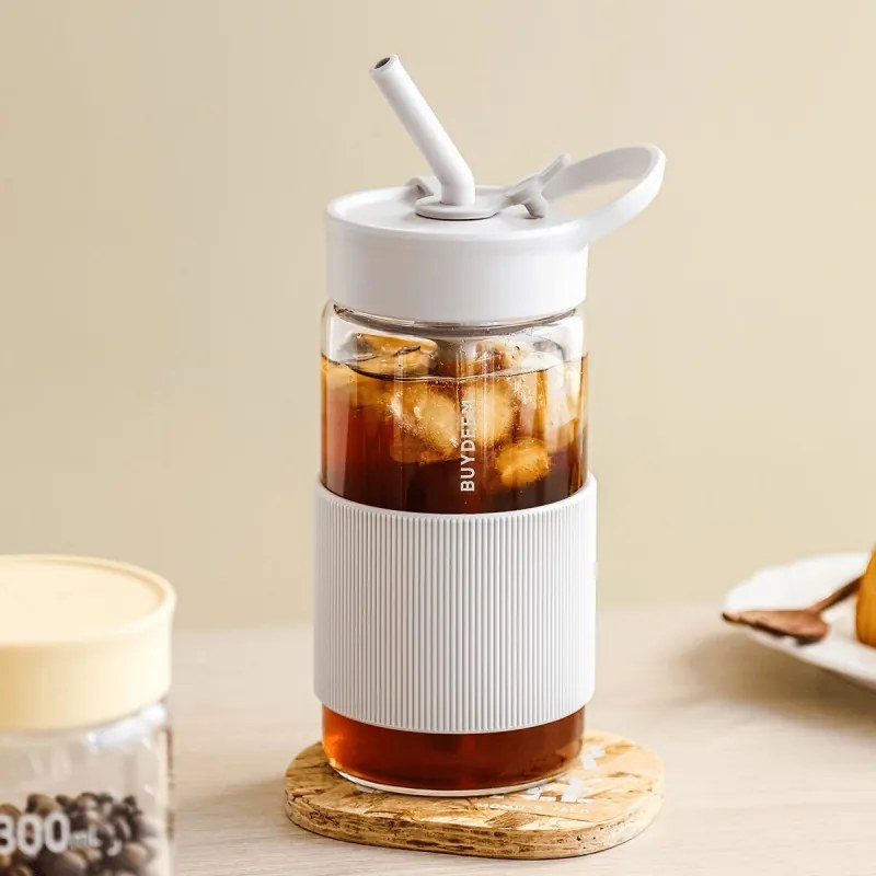 Sticla Buydeem CD1017-OW, 500 ml, Pai incorporat, Rezistenta la scurgeri, Sticla rezistenta la caldura pana la 150°C, Fara BPA, Alb