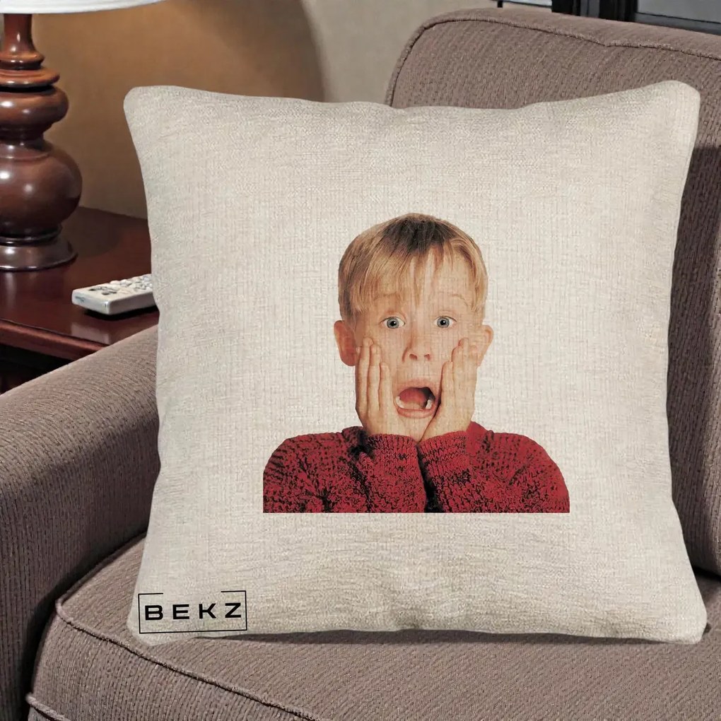 Perna Decorativa Kevin Singur Acasa, 40x40 cm, Bej Canapea, Husa Detasabila, Perna Inclusa, BEKZ®