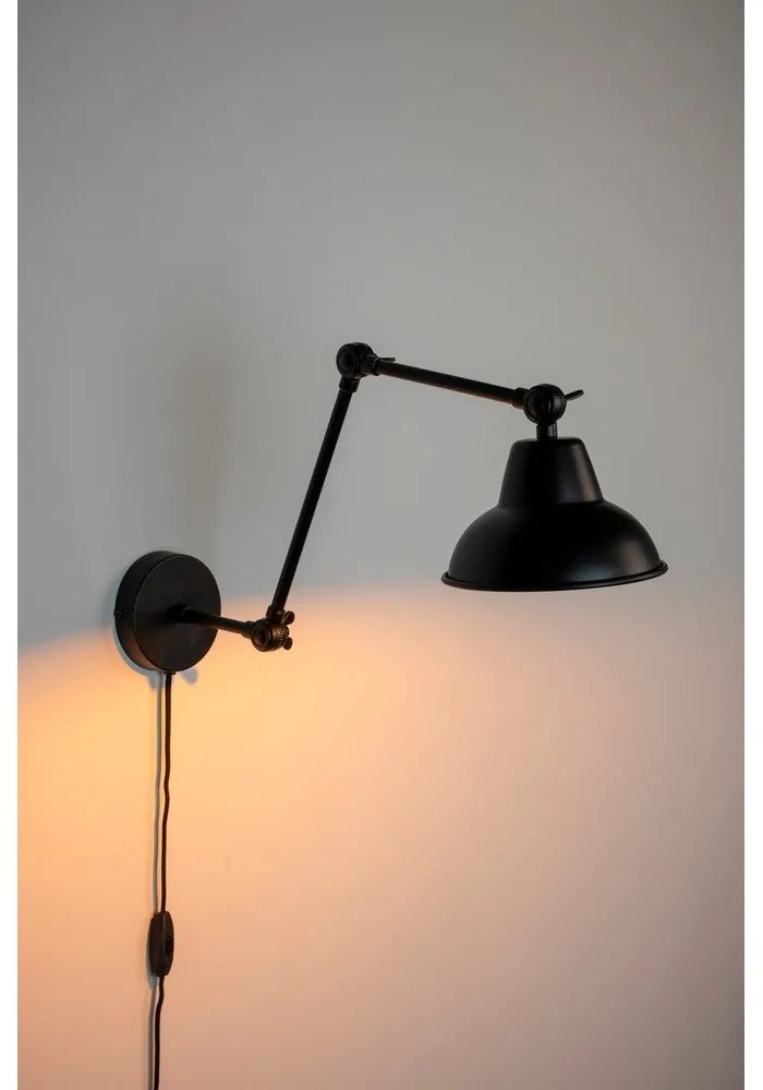 Aplică de perete neagră Xavi – White Label