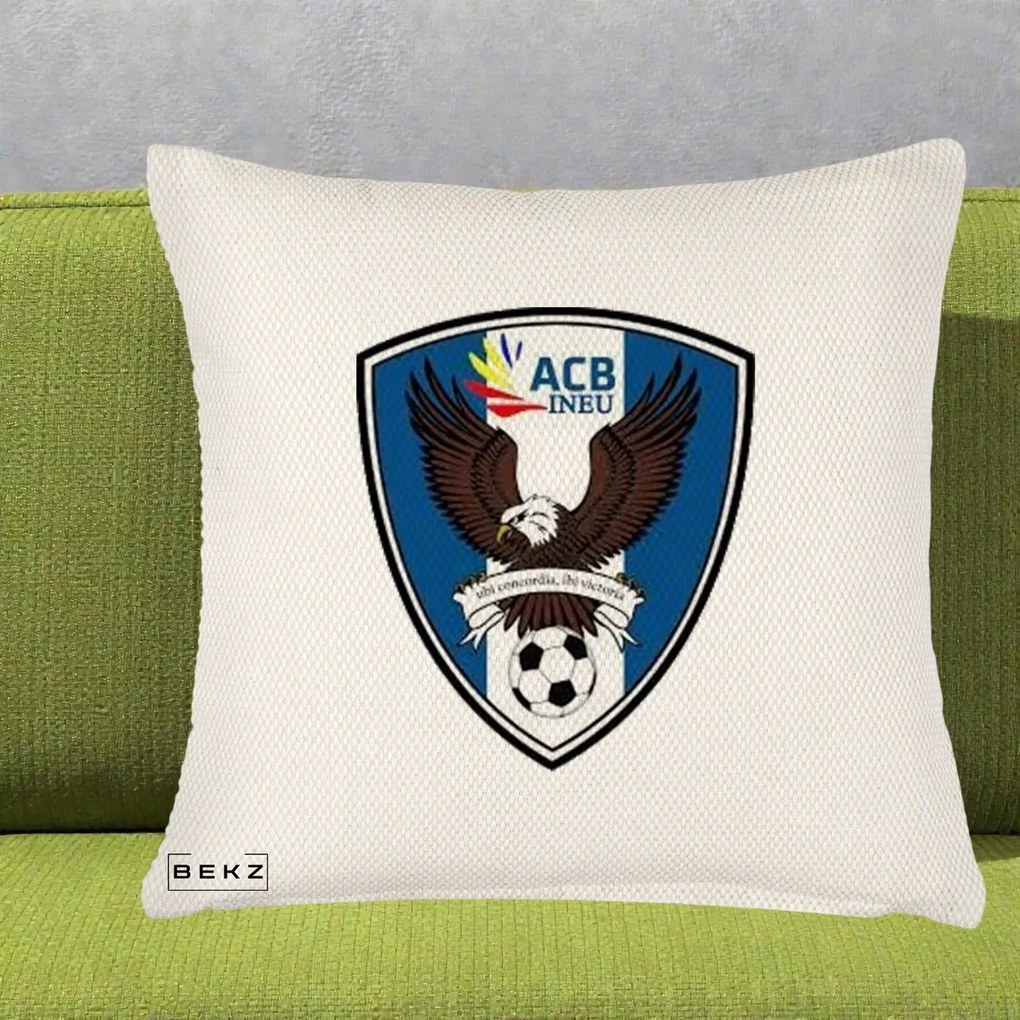 Perna Personalizata ACB Ineu Fotbal, 40x40 cm, Crem Reliefat, Husa Detasabila, Perna Inclusa, BEKZ®
