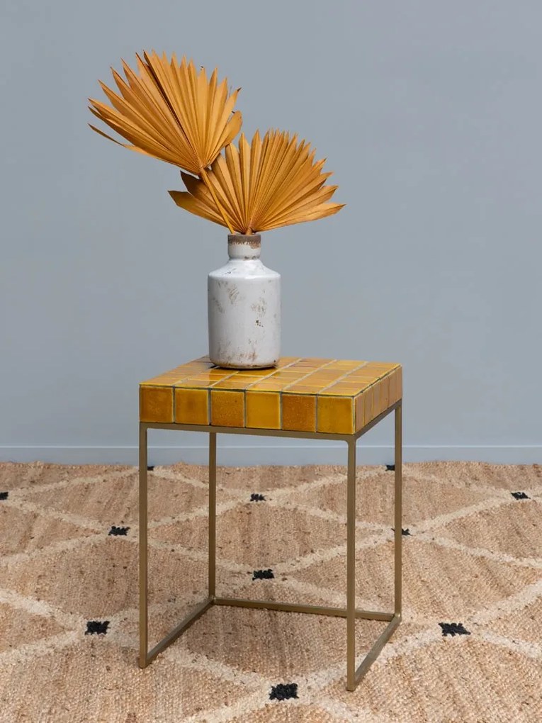 Masuta laterala, din metal si ceramica, yellow Coimbra