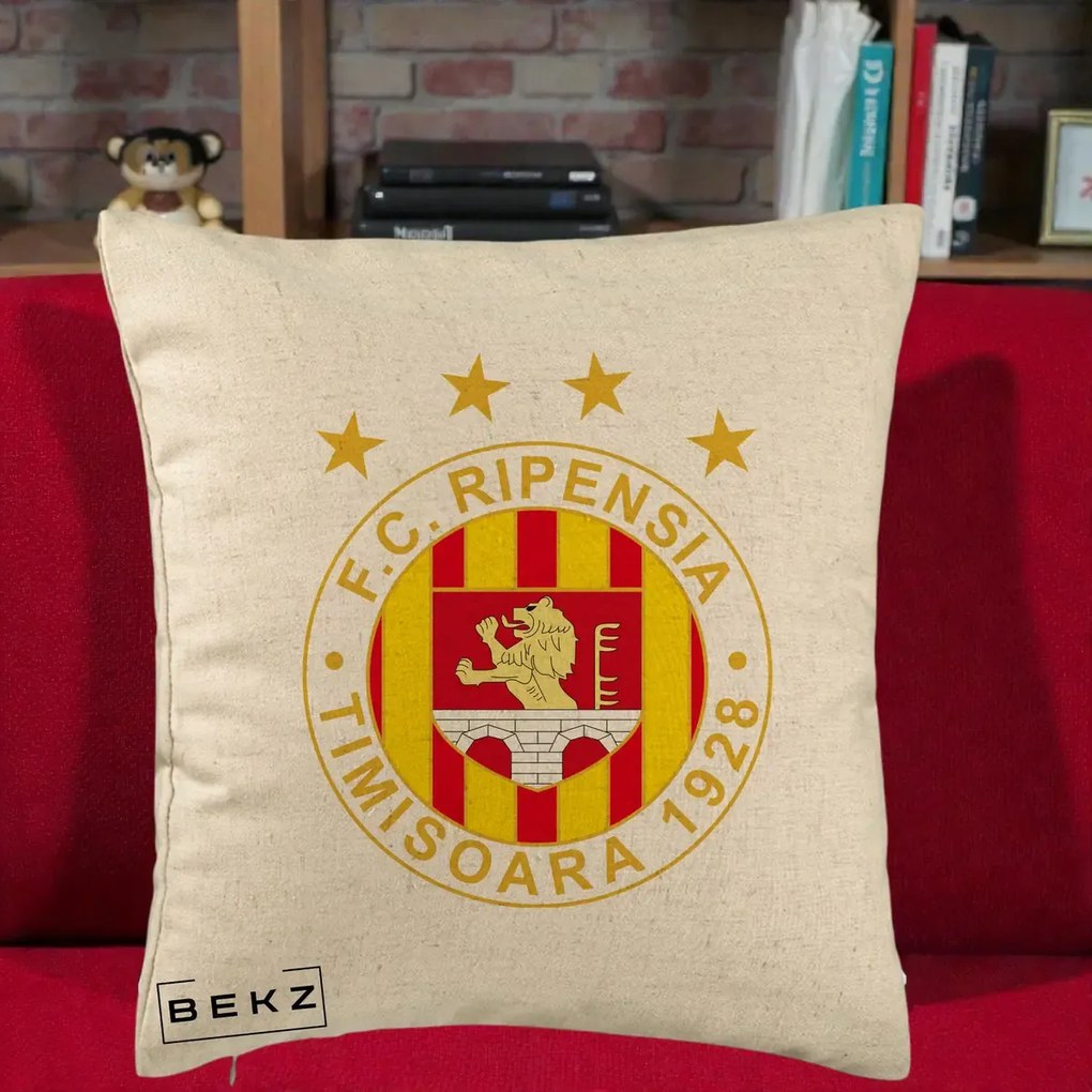 Perna Personalizata FC Ripensia Timisoara 1928, 40x40 cm, Bej, Husa Detasabila, Perna Inclusa, BEKZ®