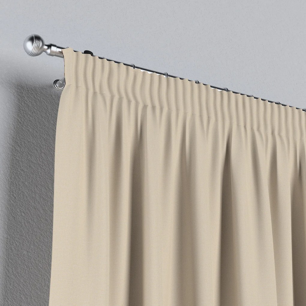 Perdea cu bandă de pliuri